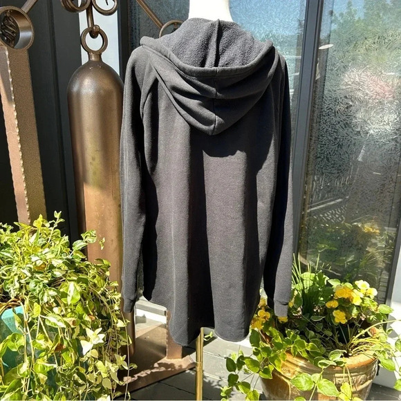 Women’s Independent Brand Pisces Black Hooded Drawstring LS Sweatshirt Sweater L - Picture 3 of 4